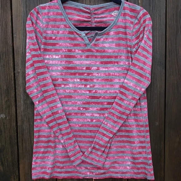 π
ΊST. John's Bay Active long sleeves top. SMβ¦ - Picture 1 of 3